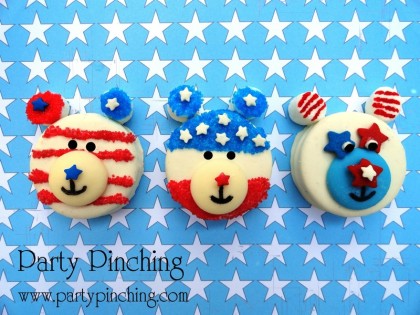 4th of July cookies, 4th of July desserts, patriotic cookies, memorial day cookies, memorial day desserts, flag cookies, cute food, bear cookies, cute 4th of july cookies, 4th of july party, 