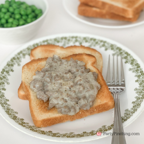 Sos Army Hamburger Gravy Classic Creamy Hamburger Gravy Over Toast