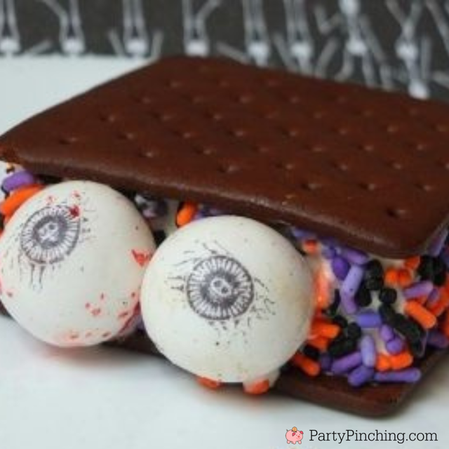 Halloween ice cream sandwich, easy no bake Halloween dessert treat for kids, eyeball gumballs, Halloween party food dessert, eye scream sandwich