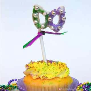 mardi gras pretzel mask cupcake toppers