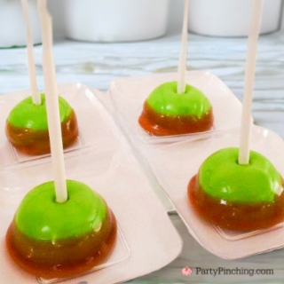 Thanksgiving caramel apple taffy pops, cute food, Thanksgiving dessert, snack, treat ideas, easy fun food for kids
