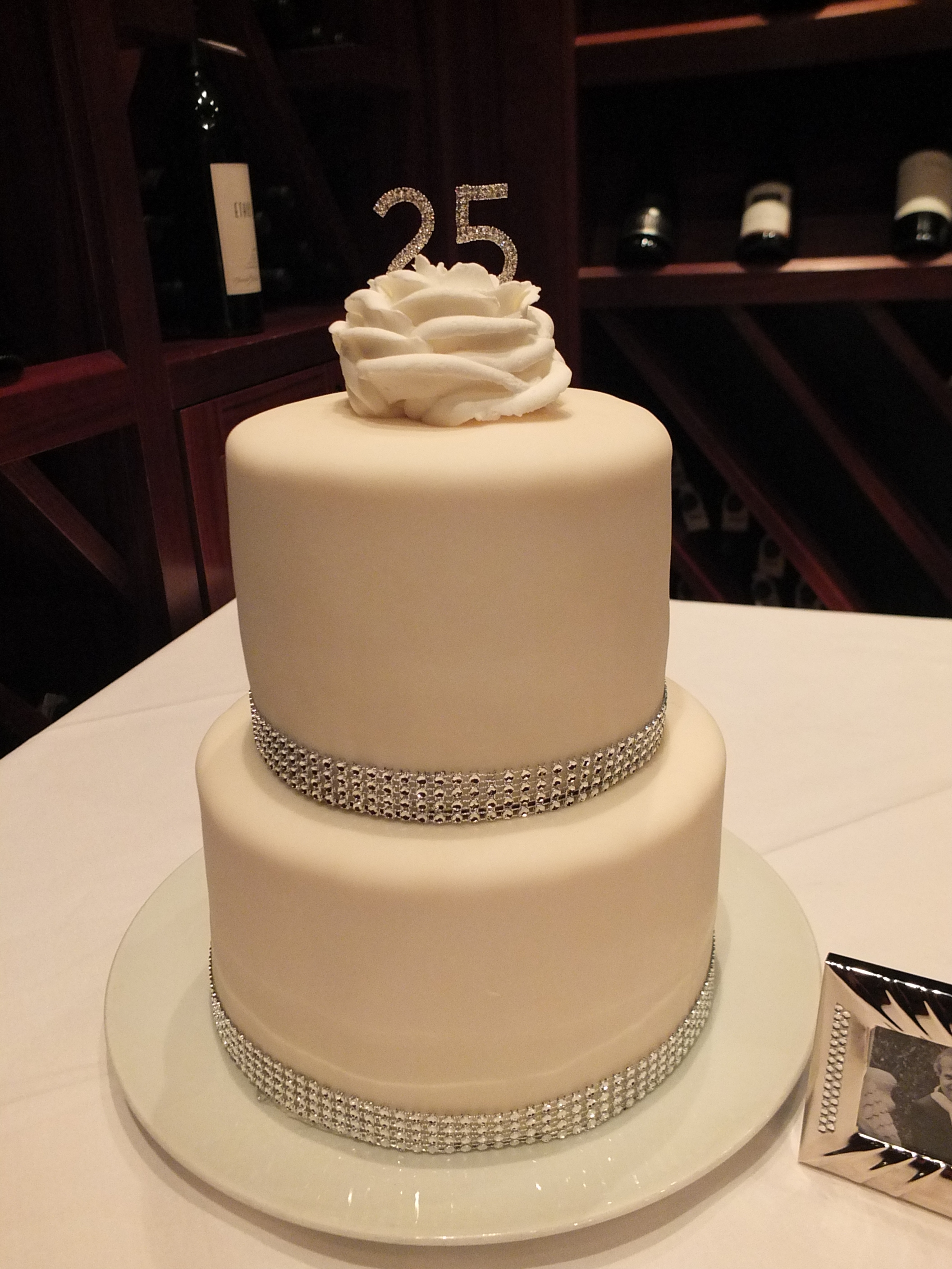 25th Wedding Anniversary Cake Designs