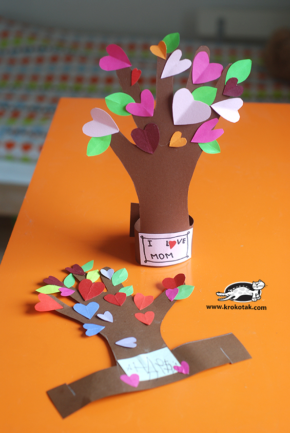 heart tree hand print craft for kids, DIY paper heart tree Valentine's Day project easy for kids and toddlers