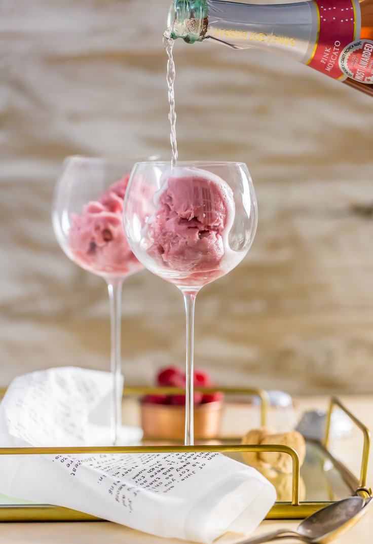 Raspberry pink champagne floats, Valentine's day drink ideas, Valentine's day cocktail, Valentine's Day food ideas