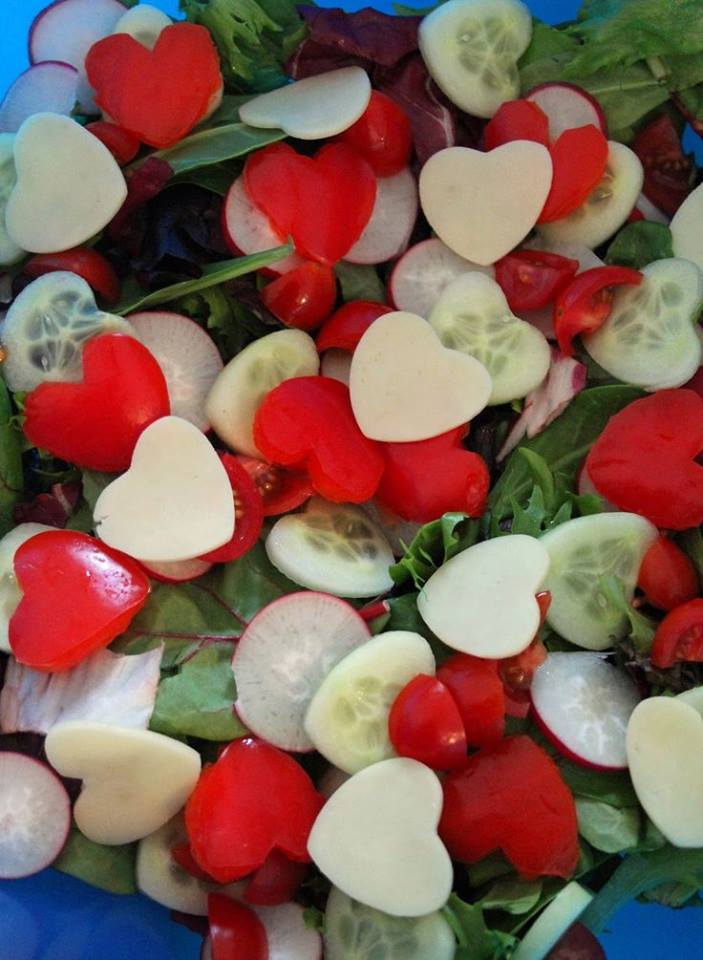 valentines day salad, healthy valentine treat, cucumber red pepper cheese hearts, veggie hearts, valentines day dinner ideas