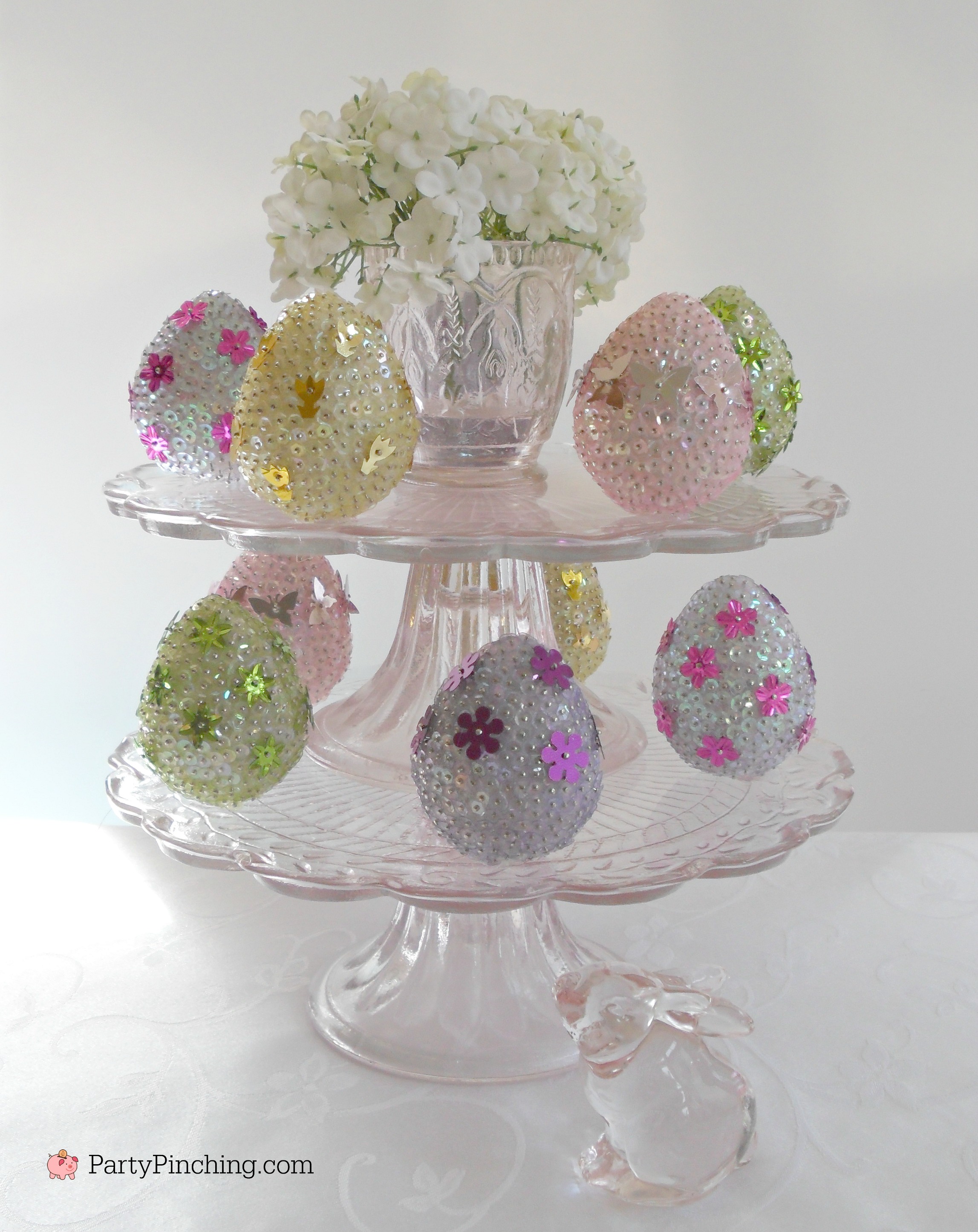 sequin egg craft, easy DIY Easter egg craft, cute Easter egg idea, beautiful pretty gorgeous Easter egg decor