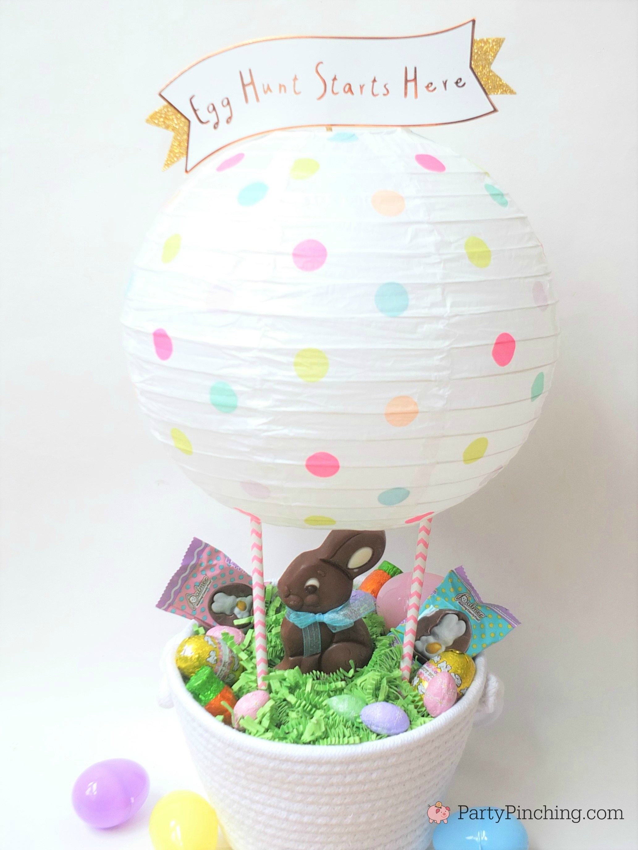 Easter Hot Air Balloon Bunny Basket, RM Palmer Double Crisp Snap & Share bunny, DIY cute Easter basket centerpiece for kids, fun creative Easter basket, paper lantern hot air balloon