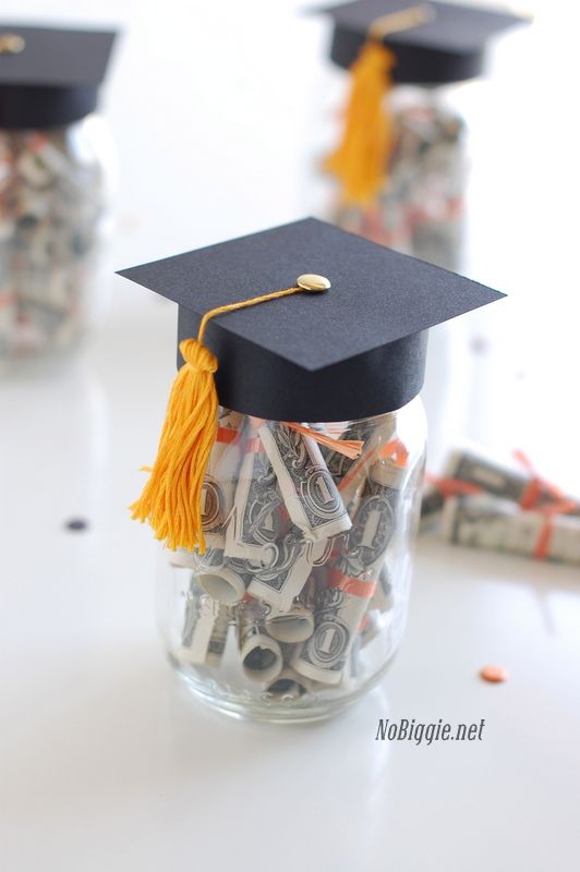 creative gifts for grads, gifts grads love, creative ways to give money, teen gifts, Best Graduation gift ideas, fun and easy DIY graduation grad gifts, thoughtful graduation gift, money origami graduation gifts, money gift cards graduation gift ideas