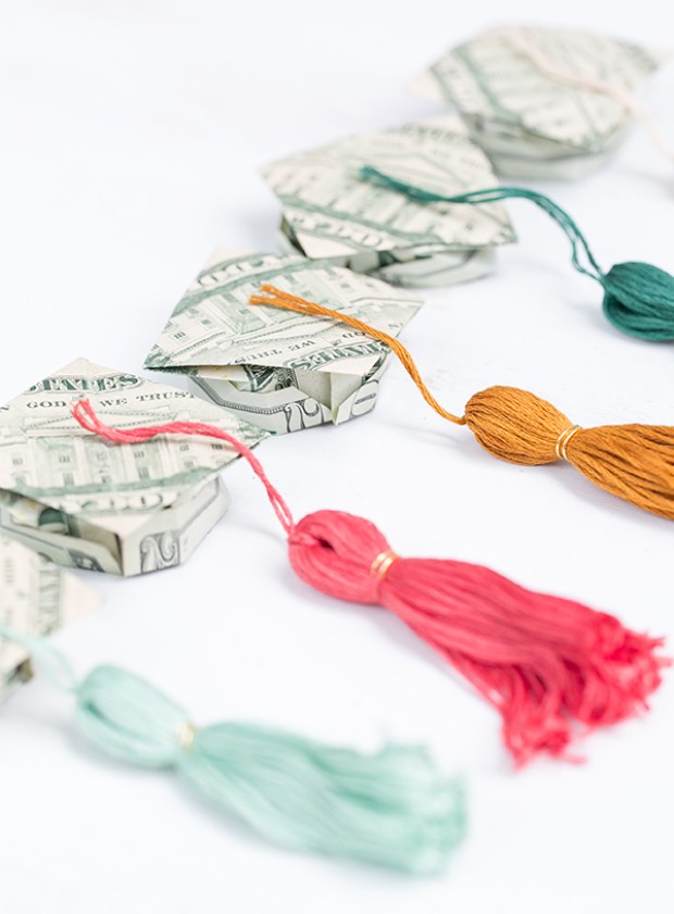 Best Creative Diy Graduation Gifts That Grads Will Love - graduation money origami hat and tassel best graduation gift ideas fun and easy diy