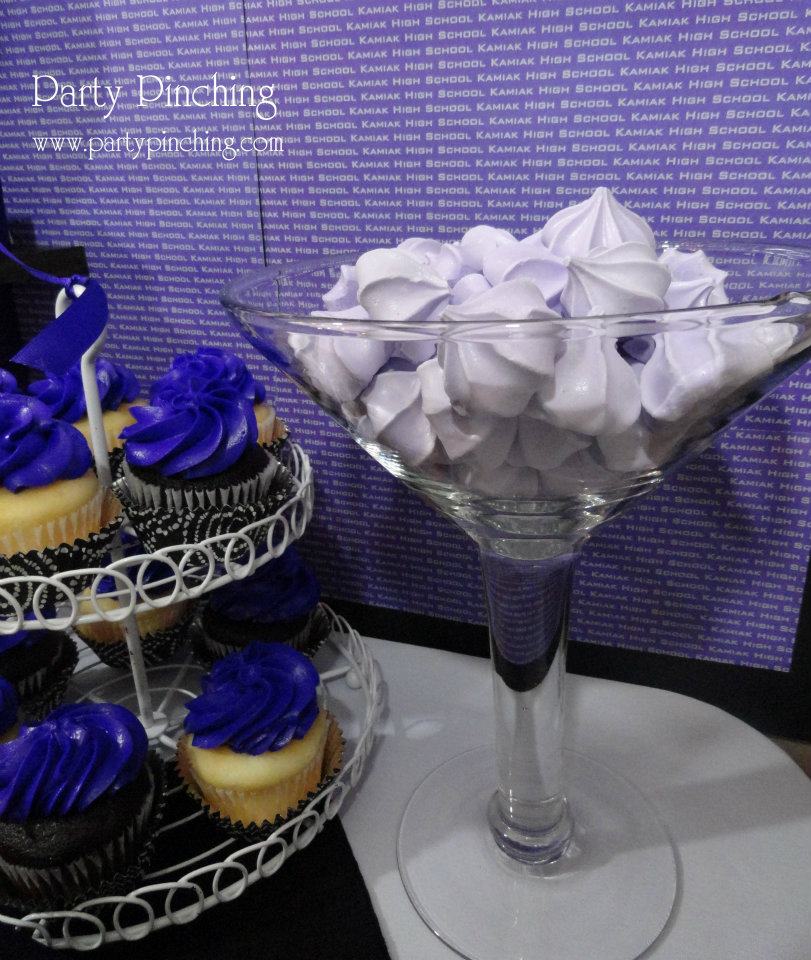 Picture your future graduation party, graduation party, graduation open house, grad party ideas, easy and budget friendly grad parties, graduation decorations, grad food, grad centerpieces, graduation