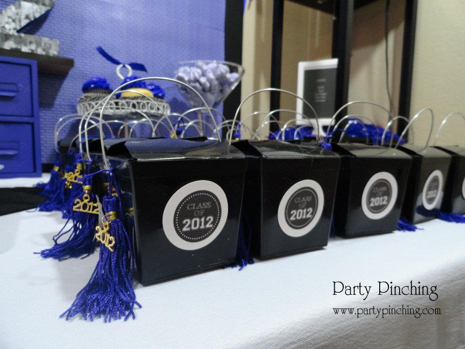 Picture your future graduation party, graduation party, graduation open house, grad party ideas, easy and budget friendly grad parties, graduation decorations, grad food, grad centerpieces, graduation