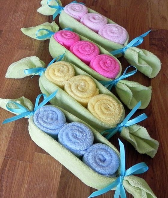 pea pod baby sock gift, baby shower ideas, cute baby shower, best baby shower ideas, baby shower cake, fun games for baby shower, baby shower food