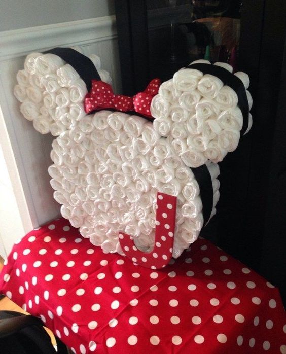 minnie mouse diaper cake, baby shower ideas, cute baby shower, best baby shower ideas, baby shower cake, fun games for baby shower, baby shower food