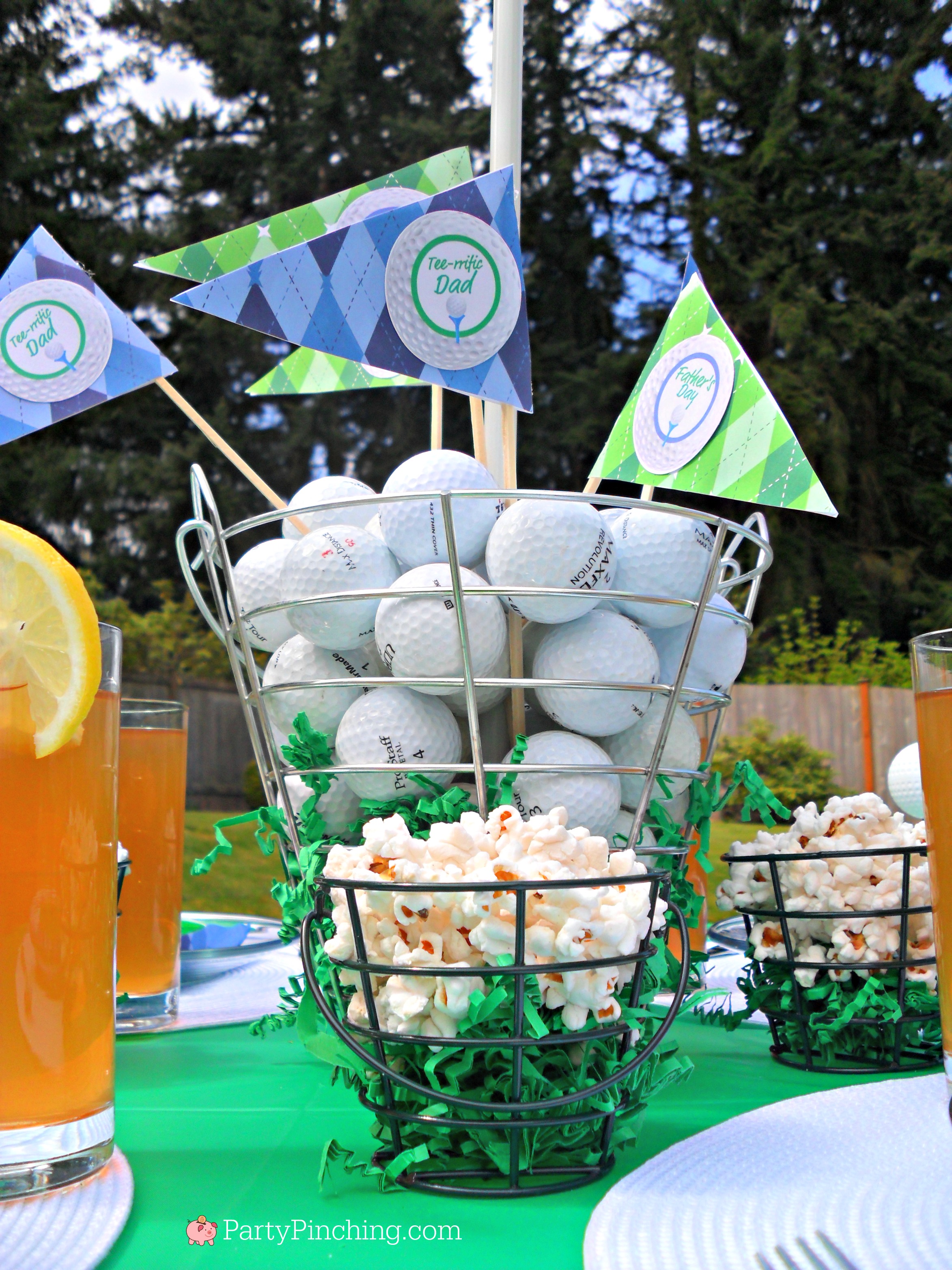 golf party ideas, golf theme dinner, golf PGA party, Father's Day golf party ideas, Father's day dinner, Arnold Palmer lemonade iced tea, mini golf buckets, cute golf cupcakes, golf cupcake toppers, golf donut, golf tee placecards, golf table setting