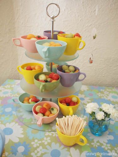 fruit in teacups, best fruit & veggie vegetable tray ideas, fun fruit and veggie ideas, fun food for kids, healthy snacks for kids parties, kid party food, fun holiday food, fruit & veggies for holidays parties celebrations special occasions