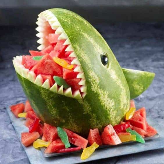 shark watermelon, best fruit & veggie vegetable tray ideas, fun fruit and veggie ideas, fun food for kids, healthy snacks for kids parties, kid party food, fun holiday food, fruit & veggies for holidays parties celebrations special occasions