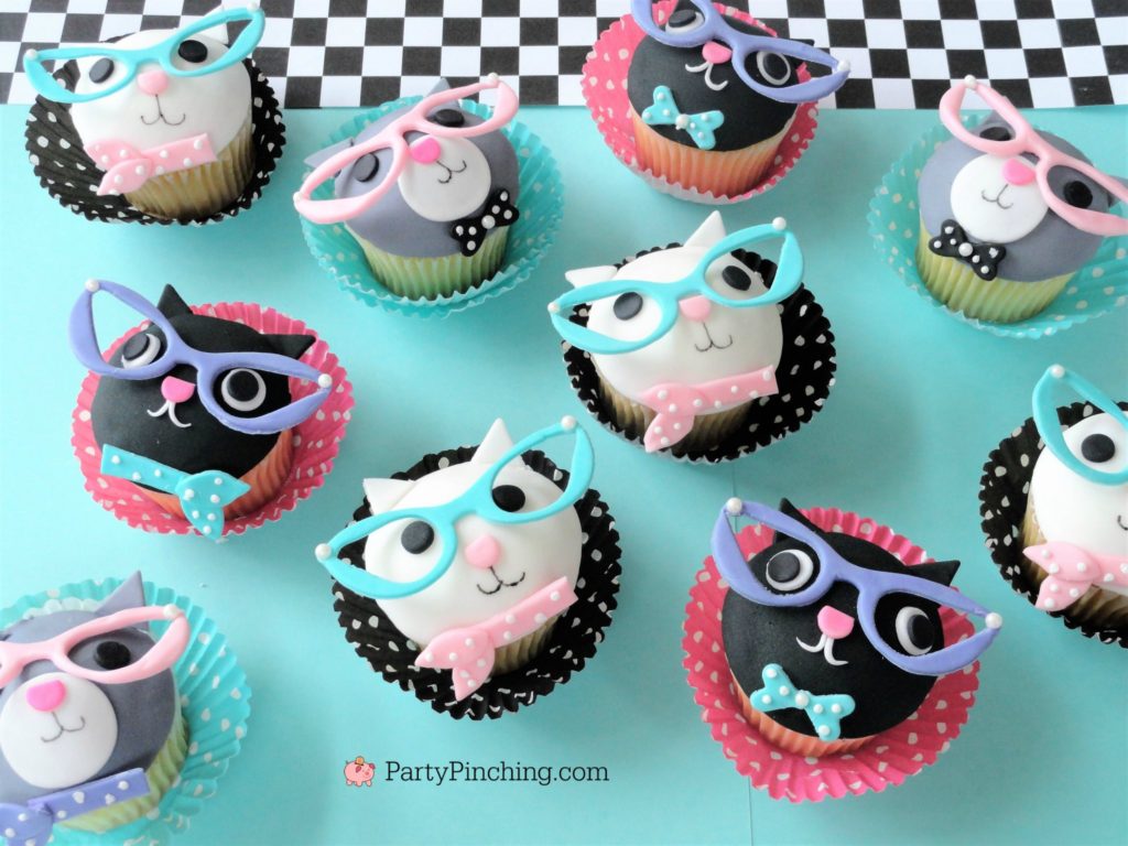 cool cat cupcakes, cat eye glasses cupcakes, fifties 50's theme party cupcake ideas, cute kitty cupcakes, sock hop soda shop cupcakes, record cupcakes, fun food for kids, cat lady cupcakes