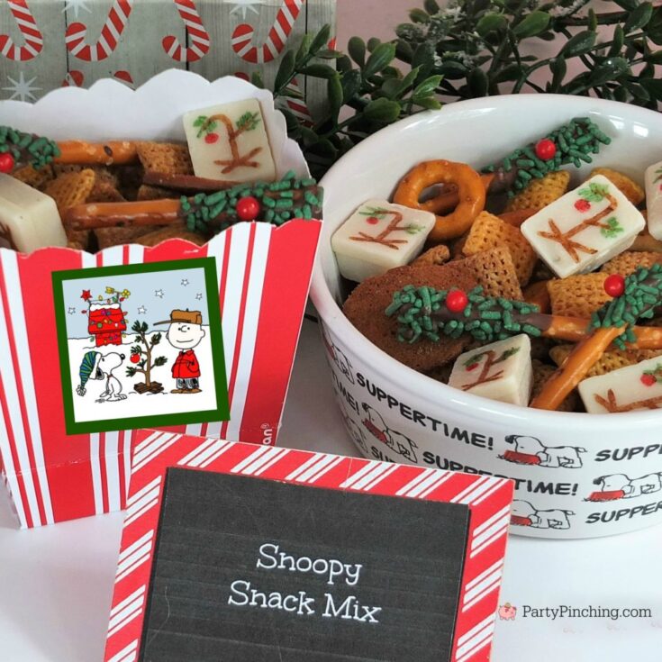 snoopy christmas snack mix