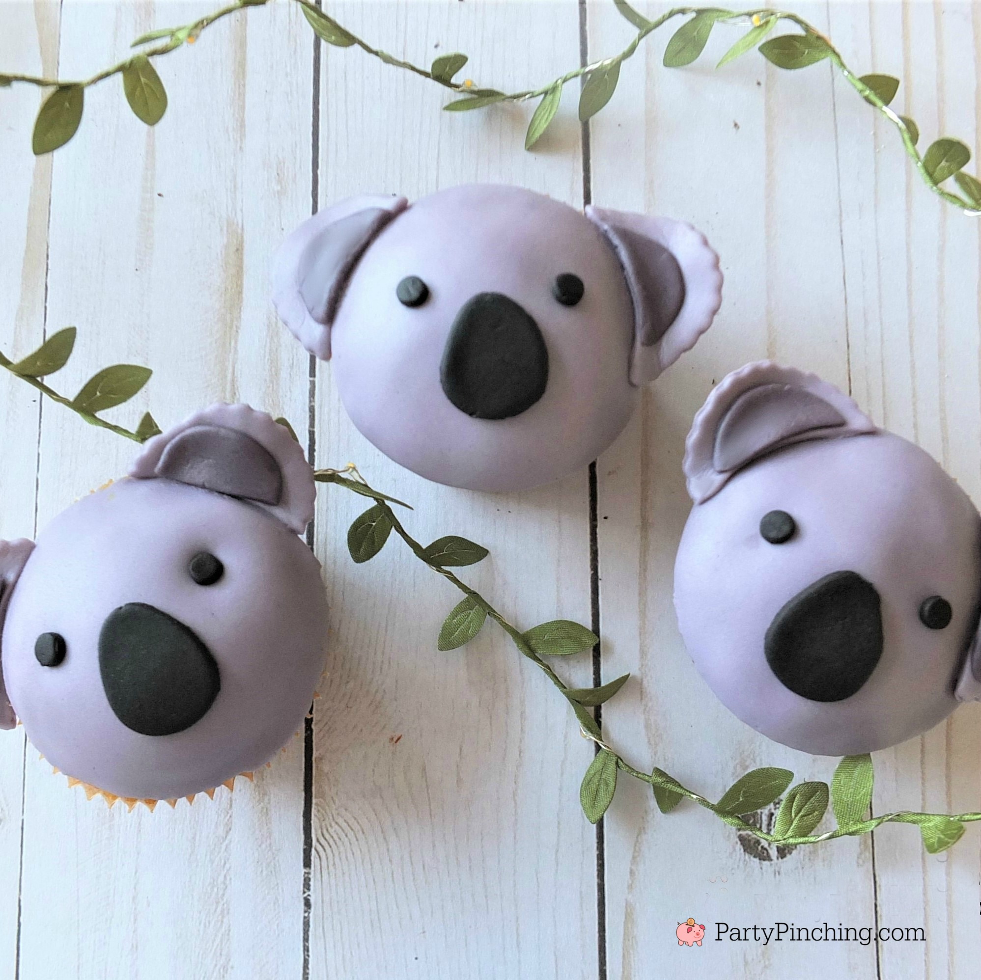 Koala Cupcakes, cute easy to make koala cupcakes Australia Day ideas