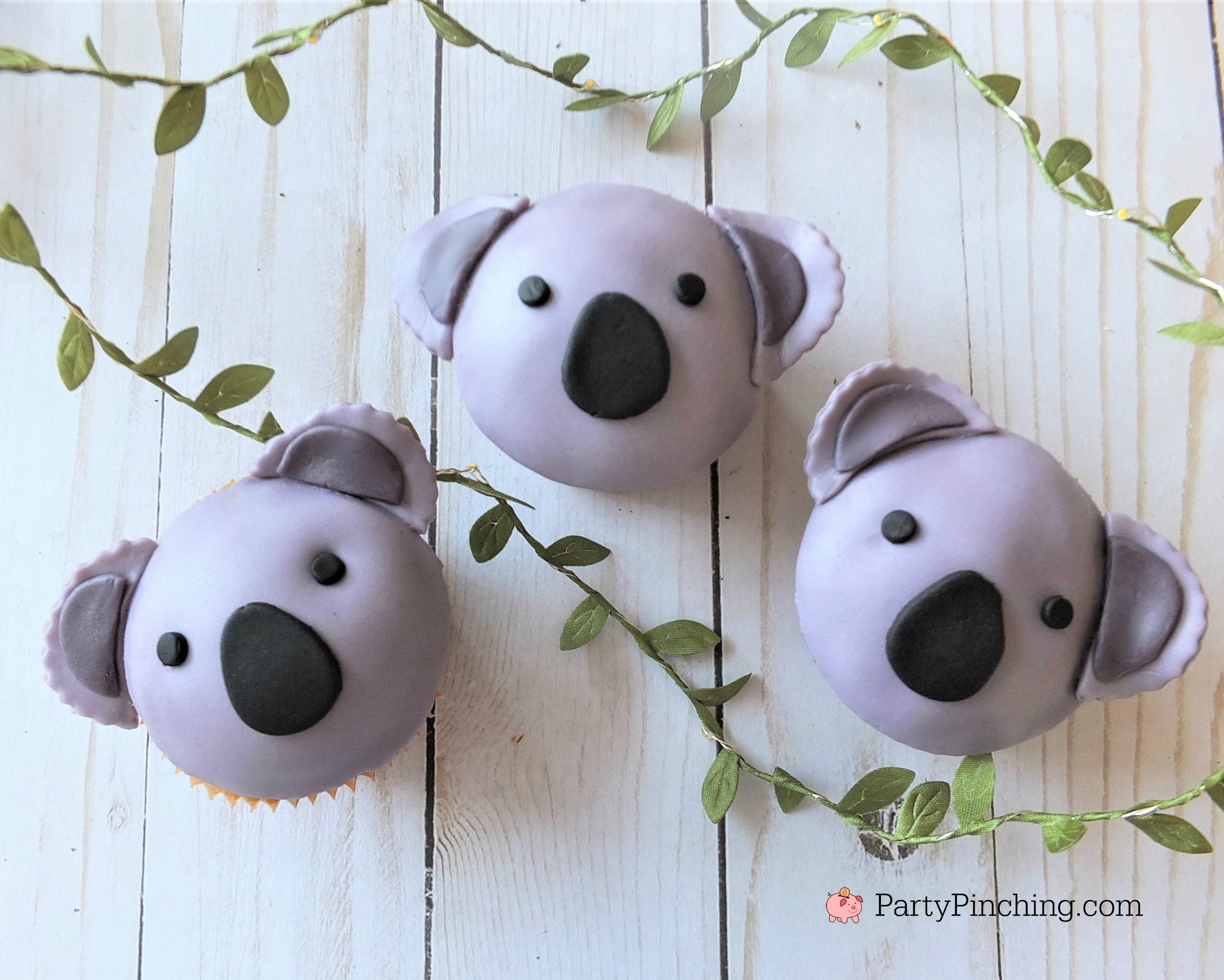 Koala Cupcakes, cute easy to make koala cupcakes Australia Day ideas