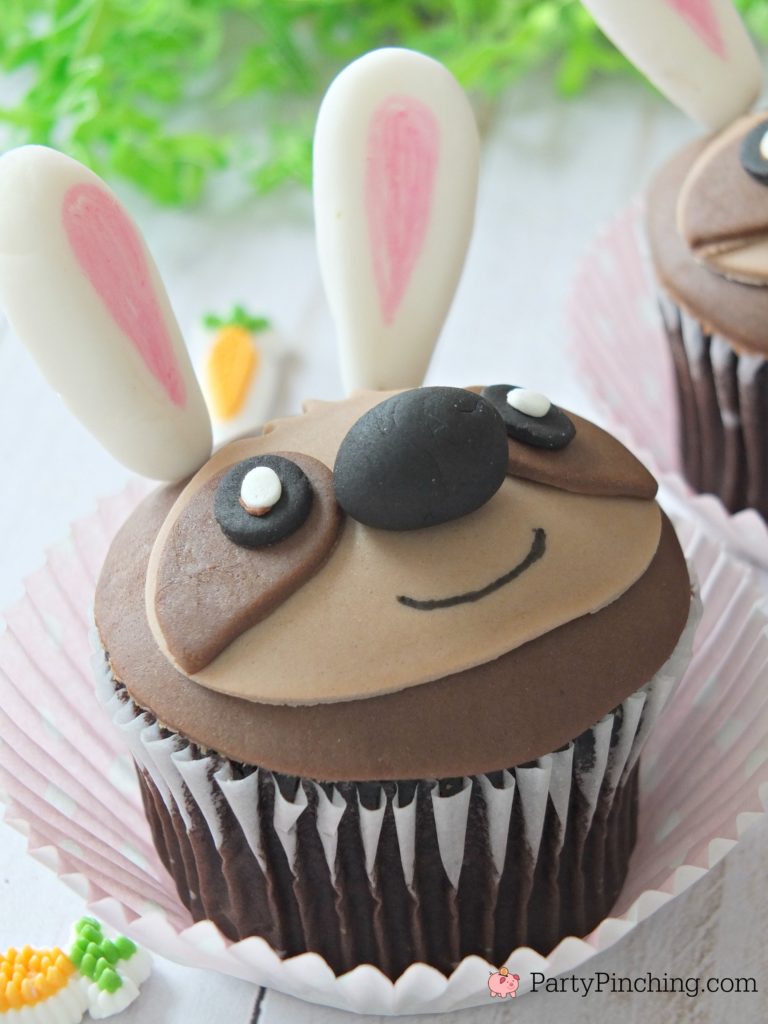 sloth bunny cupcakes for Easter, cute adorable sloth cupcakes, sloth with bunny ears, easy Easter cupcake recipe, best sloth cupcake recipe, fondant sloth cupcakes, fun food for kids, sweet treats