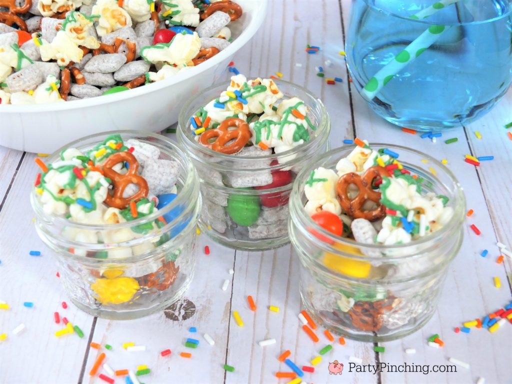 best puppy chow recipe, rainbow puppy chow muddy buddies, unicorn puppy chow, st. patrick's day puppy chow, cute food, peanut butter chocolate puppy chow recipe, best easy puppy chow recipe