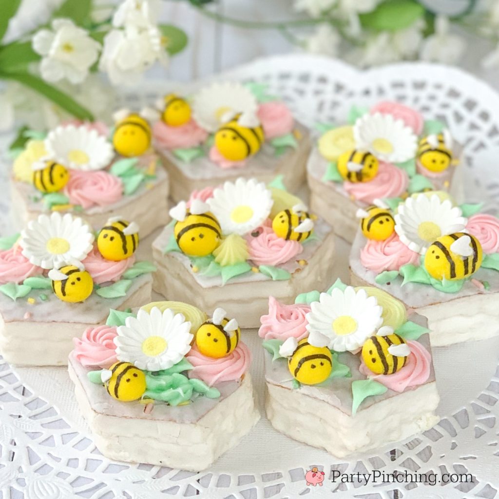 Bee cakes, cute bee cakes for Easter baby showers, bee birthday cakes, Little Debbie Easter Basket Cakes, bee spring cakes pastel cakes, best bee cakes, best Easter cake recipes, best bee theme party ideas, 