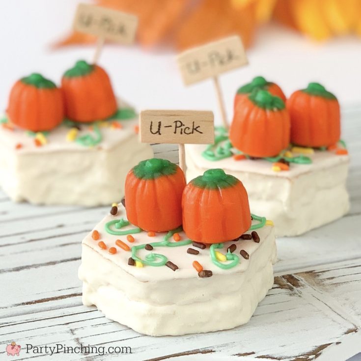 Pumpkin Patch Snack Cake, Little Debbie Fall Party Cakes, Best Harvest Party Ideas for Kids, Best Halloween Party Recipes, Fun Food for Kids, Cute Pumpkin Patch Treat, Easy School Party Ideas