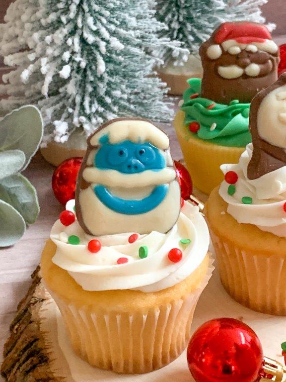 Rudolph Surprise Inside Cupcakes, Rudolph the red nosed reindeer cupcakes, Best Rudolph Christmas ideas, Best Christmas cupcake recipe, Best surprise inside cake recipe, Easy surprise inside kids cupcakes, Best Christmas cupcakes for kids, cute Christmas cupcakes,