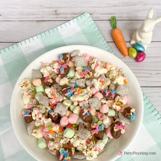 DIY Puppy Easter Basket for kids, Puppy themed Easter Basket, puppy chow recipe, best Easter puppy chow recipe, best Easter basket ideas, cute Easter basket ideas, best puppy chow mix recipe