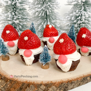 gnome brownie bites, 4 ingredient gnome brownies, best christmas gnome for the holidays, gnome cupcake recipe, best gnome food dessert treat snack ideas, entemann's brownie bites, cute strawberry gnome brownies, easy best gnome brownie cookie cupcake bites, easy best christmas dessert recipes for kids classroom