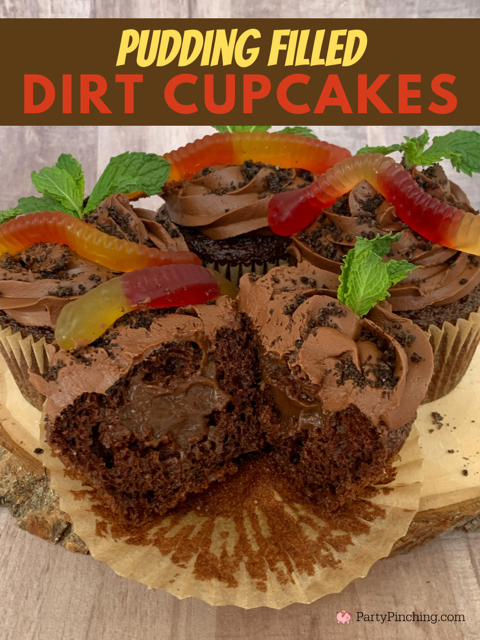 Pudding Filled Dirt Cupcakes, gummy worm cupcakes, sour worm dirt cupcake, oreo pudding cupcakes, best easy dirt cupcake cups, easy chocolate cupcakes, instant chocolate pudding dirt cupcakes