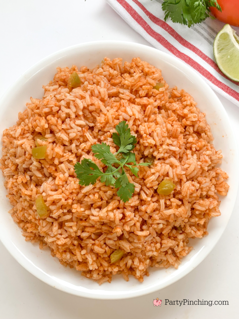 easy mexican minute rice, best easy mexican rice recipe, easy mexican instant rice, easy spanish rice, best easy spanish rice, best easy spanish instant rice, easy mexican instant rice recipe, mexican rice 20 minutes easy side dish, 