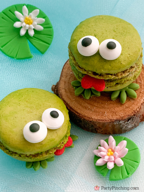frog macarons, cute frog cookies, best easy frog macarons, decorated frozen store bought macarons, fishing party theme ideas, leap year cookies cupcakes, cute frog cookies no bake