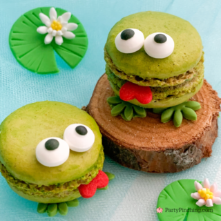 frog macarons, cute frog cookies, best easy frog macarons, decorated frozen store bought macarons, fishing party theme ideas, leap year cookies cupcakes, cute frog cookies no bake