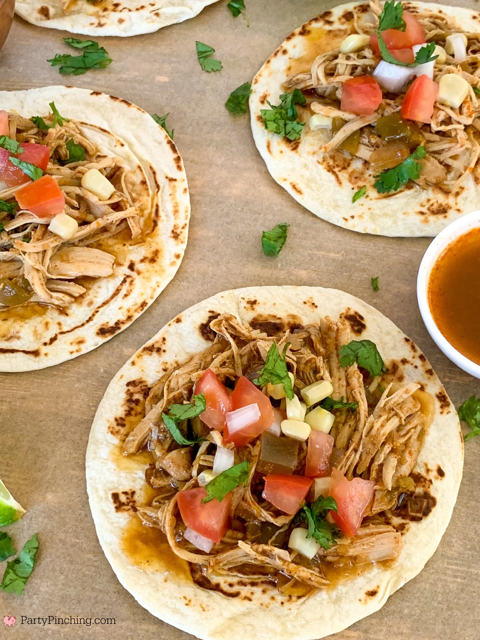 super easy slow cooker shredded chicken tacos, best easy dump and go meal dinner ideas, crockpot chicken tacos, street tacos in the crock  pot slow cooker, affordable budget friendly family meal dinner ideas recipes