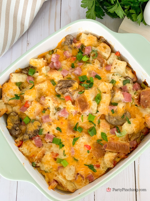 grandma's best breakfast casserole, easy overnight christmas easter casserole, christmas easter brunch casserole, best casserole brunch breakfast ham sausage cheese bell pepper mushroom green onion, best Christmas morning breakfast recipe ideas, best easy family friendly recipe ideas, easy Christmas morning recipe ideas