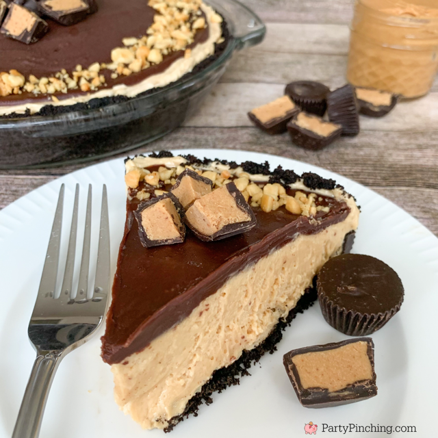 easy Chocolate Peanut Butter pie, best ever chocolate peanut butter pie, no bake chocolate peanut butter pie, super easy chocolate peanut butter pie, cool whip cream cheese chocolate peanut butter pie, peanut butter cup pie, reeses peanut butter cup pie, trader joes dark chocolate peanut butter cups pie