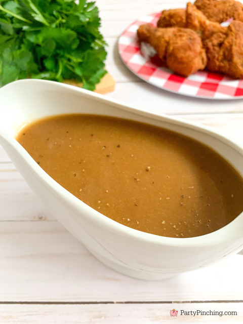 super easy copycat kfc gravy, best easy kfc kentucky fried chicken gravy recipe, 2 ingredient gravy, best kid friendly dinner ideas, fast food copycat recipes