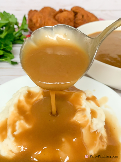 super easy copycat kfc gravy, best easy kfc kentucky fried chicken gravy recipe, 2 ingredient gravy, best kid friendly dinner ideas, fast food copycat recipes