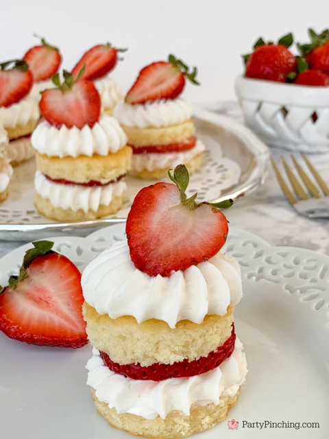 Mini strawberry shortcake pound cakes, no bake strawberry shortcakes, cute easy individual appetizer strawberry shortcakes, drakes cakes pound cake, mini pound cake strawberry shortcake, mini party dessert ideas