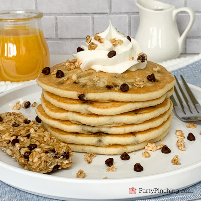 chocolate chip granola pancakes, easy chocolate chip pancakes, chocolate chip chewy granola bar pancakes, sunbelt bakery chocolate chip granola bars, easy best granola pancakes, easy budget friendly cheap breakfast meal recipe ideas