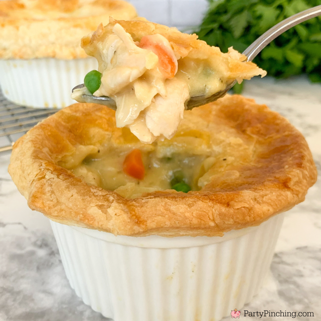 Puff pastry chicken pot pie, easy best puff pastry chicken pot pie recipe, quick fast dinner ideas on a budget, home cooking family friendly comfort food meal recipes kid friendly, best chicken pot pie recipe ever