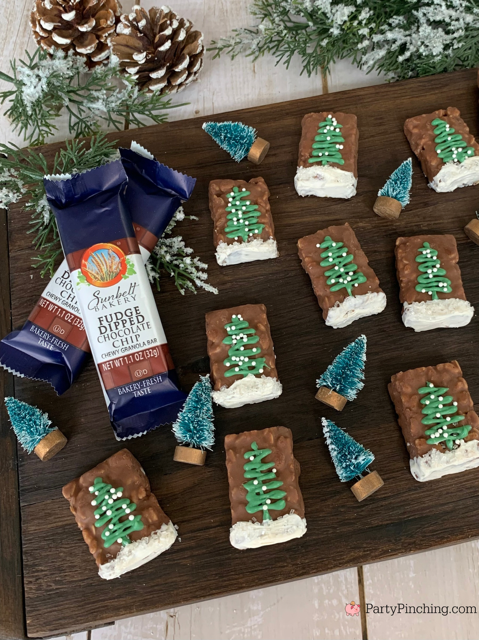 Snowy Granola Bites, Sunbelt Bakery Fudge Dipped Chocolate Chip Chewy Granola Bars, easy no bake winter evergreen dessert ideas, granola bites, winter tree granola snacks