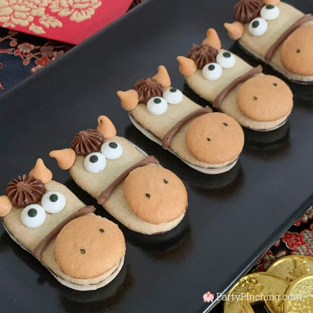 Milano Horse Cookies, best easy Pepperidge Farm Milano Horse Cookies recipe, no bake horse cookies, Barnyard Farm Horse cookies, Lunar Chinese New Year of the Horse cookies, Kentucky Derby Horse cookies, easy cookies fun for kids to make