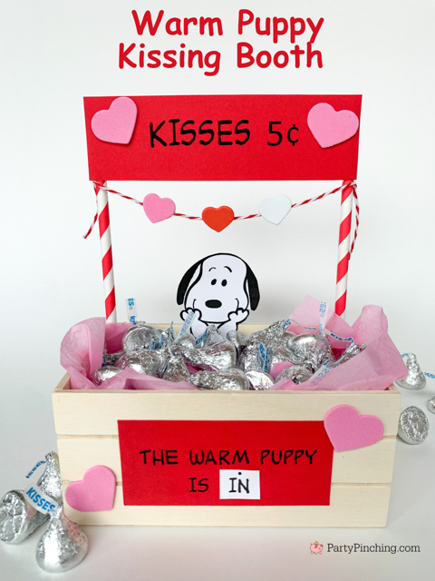 Snoopy Valentine Kissing Booth Craft, easy Valentine's Day gift craft for kids and adults, Charles M. Schulz Museum workshops by Norene Cox
