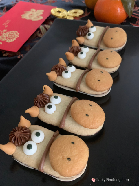 Year of the Horse Cookies, Pepperidge Farm Milano horse cookies, easy no bake horse cookies, Lunar Chinese New Year Horse Milano Cookies, easy best no bake horse cookies