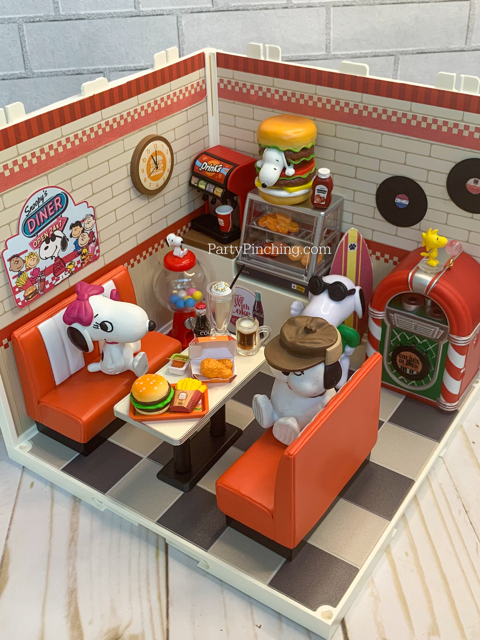 Look Inside Snoopy's Doghouse, Inside Snoopy's Doghouse, Snoopy Doghouse Interior, Snoopy kitchen, Snoopy living room, Snoopy Pool Room, Snoopy Library den, Snoopy guest room bedroom, Snoopy bathroom, Snoopy basement, Snoopy cafe diner, Snoopy bowling alley, Snoopy's siblings Belle Olaf Marbles Andy Spike, Robotime Rolife Super Creator, Snoopy Re-ment Rement, Miniature model building, Charles M. Schulz, Snoopy, Peanuts Comics, Charlie Brown