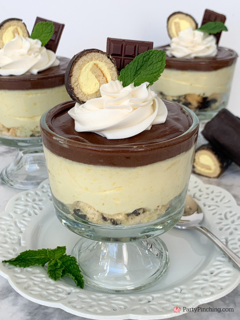 Boston Cream Parfaits, Boston Creme Parfaits, Boston Creme Yodels Drakes Cakes, easy Boston Cream Pie filling, Easy Boston Cream Pie ganache, how to make mini candy bars