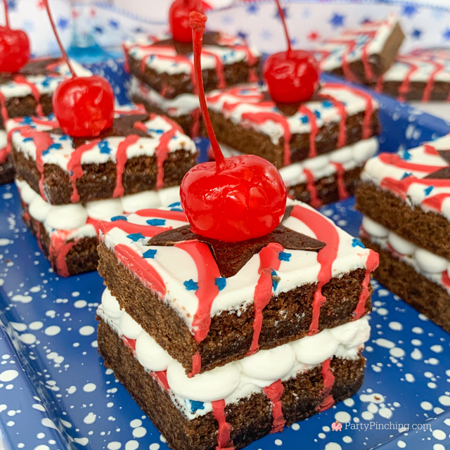 Star spangled brownie bites, easy no bake red white and blue Little Debbie Brownies, best easy no bake patriotic dessert for picnic potluck 4th of July Memorial Day Veteran's Day, star shaped brownies